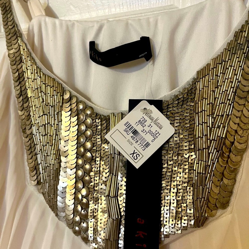 Akiko Cream and Gold Sequin Pleated Top - Picture 3 of 5